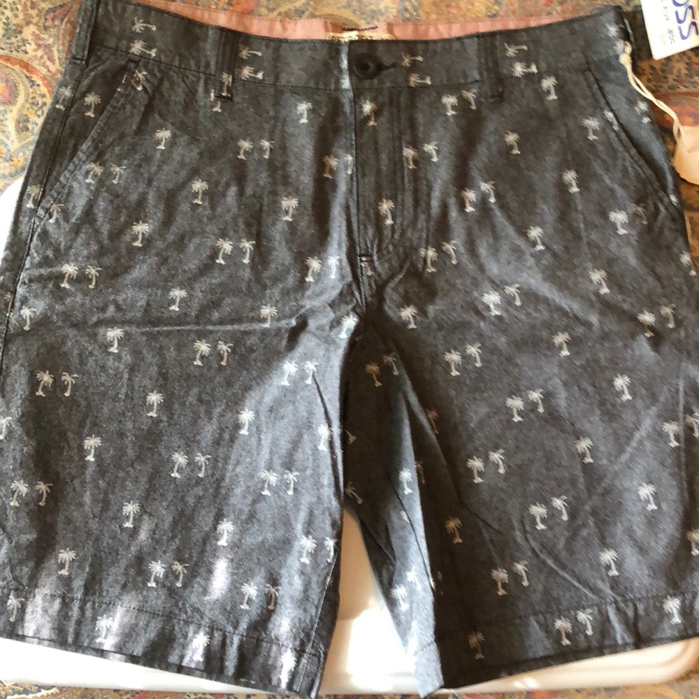 Palm tree shorts